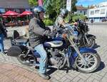 =Triumph steht abfahrbereit zur geführten Tour vom Konrad-Zuse-Hotel in Hünfeld, 07-2024