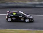 Renault Clio IV RS, ccm 1,6l Turbo, 162 kW, Fahrer: H.Skoog, Team PFI Racing in Spa Francorchamps am 20.6.2015 beim ADAC GT Masters Weekend.