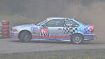 C28, BMW 318 iS E36, Fahrer: Möller Stefan und Duerkop Henrike, Vorauswagen, ADAC Rallye Köln Ahrweiler am 9.11.2024 im Staub und Nebel am Nürburgring