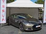 . PKW Tesla Type S mit Elektroantrieb war am 30.08.2015 in Mondorf zusehen
