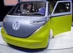 VW I.D. Buzz, Nachfolger des Bulli, fhrt elektrisch und autonom, soll 2022 auf den Markt kommen, Autosalon Genf, Mrz 2017