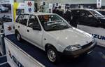 Der erste in Europa gefertigte Suzuki Swift. Baudatum: 05.10.1992. Foto: Automobil und Tuning Show März, 2017.