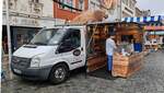 =Ford Transit von GRILLGENUSS HERTEL steht im Dezember 2024 in Bayreuth