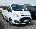 =Ford Transit der JOHANNITER, gesehen auf dem Parkplatz der RettMobil 2017 in Fulda - Mai 2017