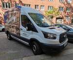 =Ford Transit als Werbeträger für das Hamburger HANSA-THEATER, 05-2024