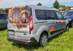 =Ford Transit Connect von Feuerschutz-MATUSCZAK, gesehen im Mai 2024 auf dem Besucherparkplatz der RettMobil