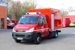 Feuerwehr Neu-Isenburg IVECO Daily GW-iIuK des Kreis Offenbach (Florian Kreis Offenbach 14-1) am 23.03.24 bei einen Fototermin.