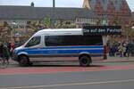 Polizei Frankfurt Mercedes Benz Sprinter Lautsprecherwagen mit LED Anzeige am 15.02.25 in der Innenstadt