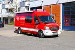 Feuerwehr Neu-Isenburg Mercedes Benz Sprinter GW-ABC Erkunder (Florian Isenburg 1/71-1) am 23.03.24 bei einen Fototermin.