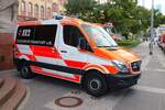 Berufsfeuerwehr Frankfurt Mercedes Benz Sprinter ELW C-Dienst 2/10 am 28.09.24 beim Tag des Selbstschutzes in Frankfurt Innenstadt