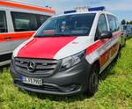 =MB Vito der Feuerwehr SONNEBERG, gesehen im Mai 2024 auf dem Besucherparkplatz der RettMobil in Fulda