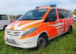 =MB Vito der Feuerwehr WIESBADEN, steht im Mai 2024 auf dem Besucherparkplatz der RettMobil in Fulda