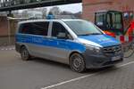 Polizei Frankfurt Mercedes Benz Vito am 15.02.25 in der Innenstadt