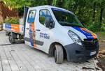 =Opel Movano steht auf einer Baustelle in Sellin, 05-2024