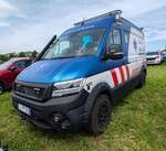 =Torsus Terrastorm als Ambulancefahrzeug eines ungarischen Rettungsdienstes steht auf dem Parkgelände der Rettmobil 2024 in Fulda. Das gezeigte Fahrzeug stammt aus dem Haus Torsus aus Prag auf Allrad-Basis vom VW Crafter II / MAN TGE.