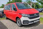 =VW T6 des Fahrzeugentwickler EDAG, gesehen im Mai 2024 auf dem Besucherparkplatz der RettMobil