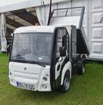 ADDAX Elektro-Nutzfahrzeug, Nutzlast 1000 kg, Reichweite bis zu 120 km, Ladedauer 6 St, verschiedene Aufsätze, ausgestellt  bei der Landwirtschaftsmesse in Ettelbrück.