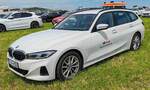 =BMW der Berufsfeuerwehr von TRIER steht auf dem Parkgelände der Rettmobil 2024 in Fulda