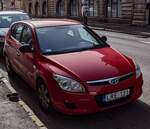 Roter Hyundai i30 der ersten Generation.