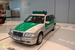 Mercedes Benz E-Klasse Polizei am 10.07.24 im Mercedes Benz Museum