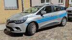 =Renault Clio von RÜGEN TV steht im Juni 2014 in Stralsund