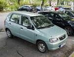 Suzuki Alto HA23 (fünfte Generation, Facelift) in  Mint Green , gesehen in Mai, 2024.