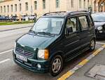 Suzuki Wagon R Mk1 in der Farbe Groove Green, gesehen in Januar, 2023.