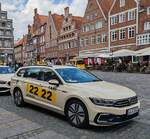 =VW Passat als Taxi in Lüneburg, 06-2024