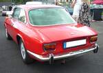 Heckansicht des Alfa Romeo GT 1750 Veloce.  Forza Italia  = Oldtimertreffen für italienische Fahrzeuge am 30.05.2024 an Mo´s Bikertreff in Krefeld.