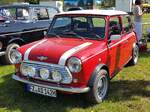 =Austin Mini steht bei der Oldtimerveranstaltung in Frankenberg/Eder. Mai 2024