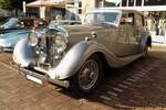 Bentley 4,25 Litre Saloon by Park Ward aus dem ersten Modelljahr 1936.