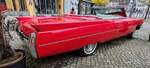 =1964er Cadillac Fleetwood Series 62 Convertible, gesehen im Stadtgebiet von Schwäbisch Gmünd, 12-2023.