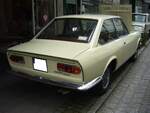 Heckansicht eines Fiat 124 Sport Coupe. Oldtimertreffen des AMC Essen-Kettwig am 01.05.2022.