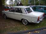 Fiat 2300 Luxus Baujahr 1961-1963 auf dem Besucherparkplatz der Historicar Duisburg im Oktober 2007