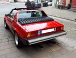 Heckansicht eines Fiat X1/9 five speed, produziert von 1978 bis 1990.