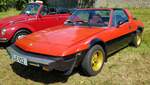 =Fiat X 1/9 steht auf der Ausstellungsfläche für Oldtimerfahrzeuge beim Bürgerfest  200 Jahre Landkreis Fulda  auf dem Gelände von Schloß Fasanerie im Juni 2022.