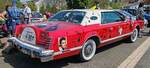 =Lincoln Mark V Coupe eines Elvisanhängers steht bei der Oldtimerveranstaltung in Frankenberg/Eder.