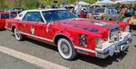 =Lincoln Mark V Coupe eines Elvisanhängers steht bei der Oldtimerveranstaltung in Frankenberg/Eder.