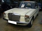 Mercedes Benz W114 V23 Limousine auch 230/6 genannt, gebaut in den Jahren von 1968 bis 1976.