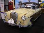 Mercedes Benz W180/2 220S Cabriolet.