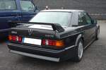 Heckansicht eines Mercedes Benz W201 2.5-16. Oldtimertreffen an Mo´s Bikertreff in Krefeld am 10.11.2024.