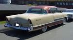 Profilansicht eines Packard Series 5580 400 Hardtop Coupe aus dem Jahr 1955.