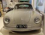 =Porsche 356/2 GMÜND Coupe, Bj. 1949, 1098 ccm, 35 PS, steht im Museum PROTOTYP in Hamburg, 09-2024