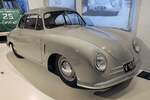 =Porsche 356/2 GMÜND Coupe, Bj. 1949, 1098 ccm, 35 PS, steht im Museum PROTOTYP in Hamburg, 09-2024  