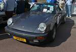 Porsche 911, BJ 1986, steht nach der Luxemburg Classic auf dem Parking zum genauerem Anschauen bereit. 14.09.2024