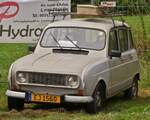 Renault R4, war beim Oldtimertreffen in Warken zu Gast.