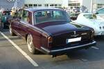 Heckansicht eines Rolls Royce Silver Shadow II aus dem Jahr 1980.