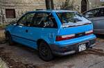 Rückansicht: dreitürer Geo Metro (technisch ein Suzuki Swift II) in der Farbe Liberty Blue. Foto: 07.2024