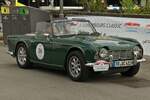 Triumph TR 4, BJ 1964; erreicht den Endpunkt der Luxemburg Classic in der Stadt Luxemburg.