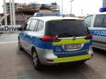 Polizei Hessen Opel Zafira am 26.09.15 auf der IAA in Frankfurt am Main